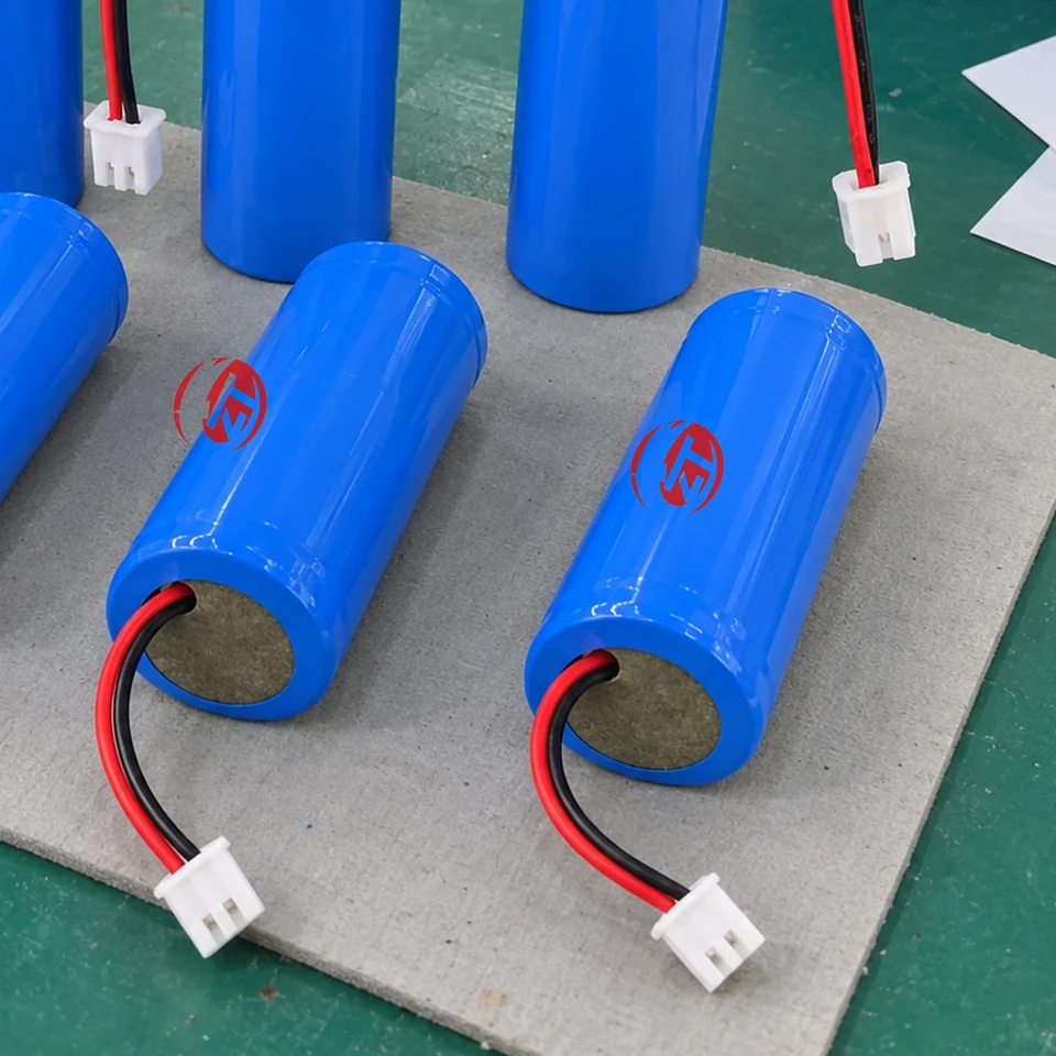 3.7V 2000mAh Battery Pack — product detail