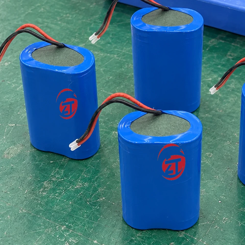 7.4V 2000mAh Battery Pack — product detail